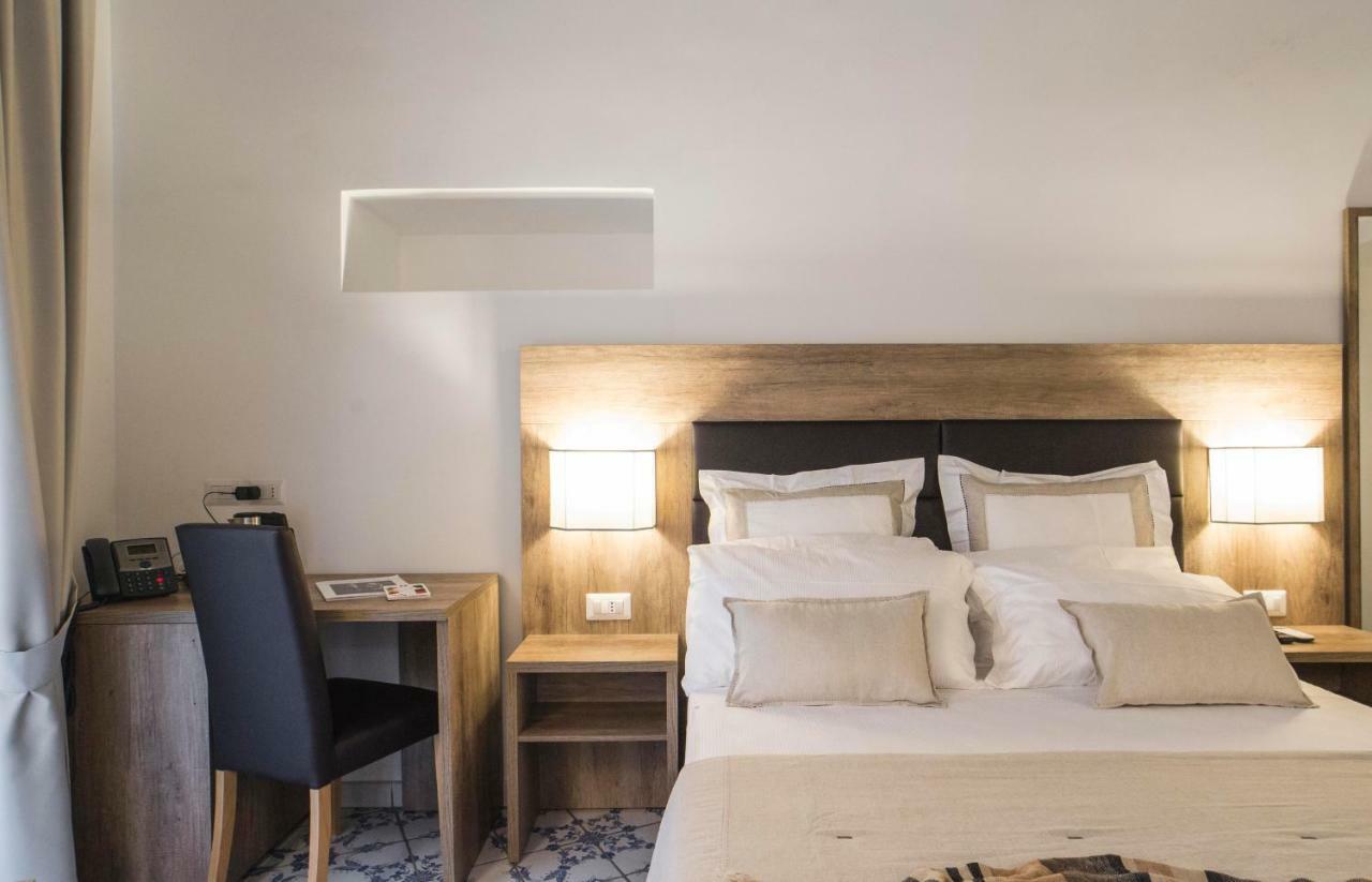 Morelli Suite Неаполь Экстерьер фото
